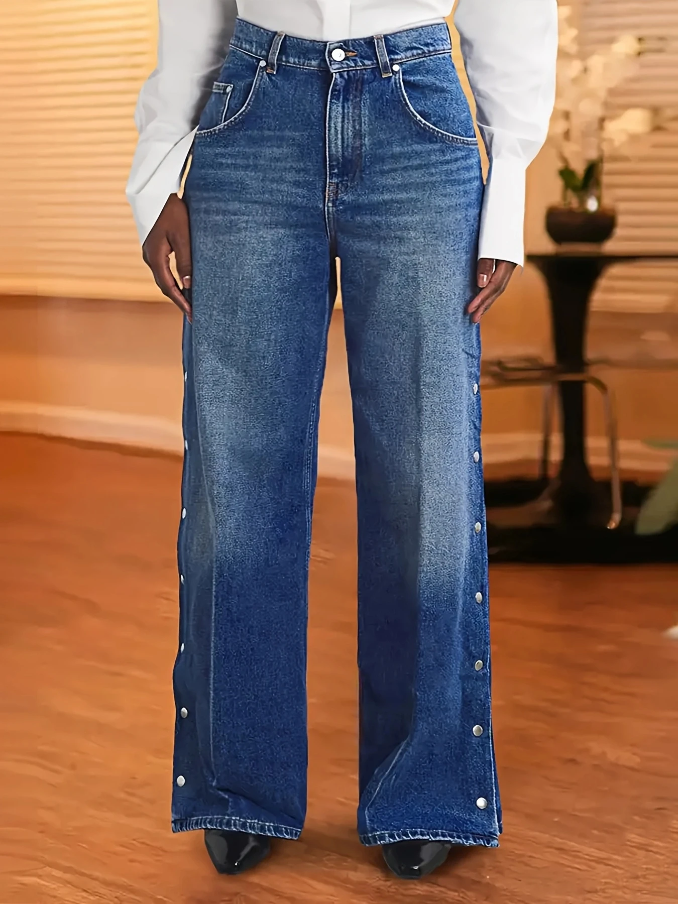 

Ladies' high waisted classic blue washed non fixed side button wide leg jeans, straight tube loose wide leg version