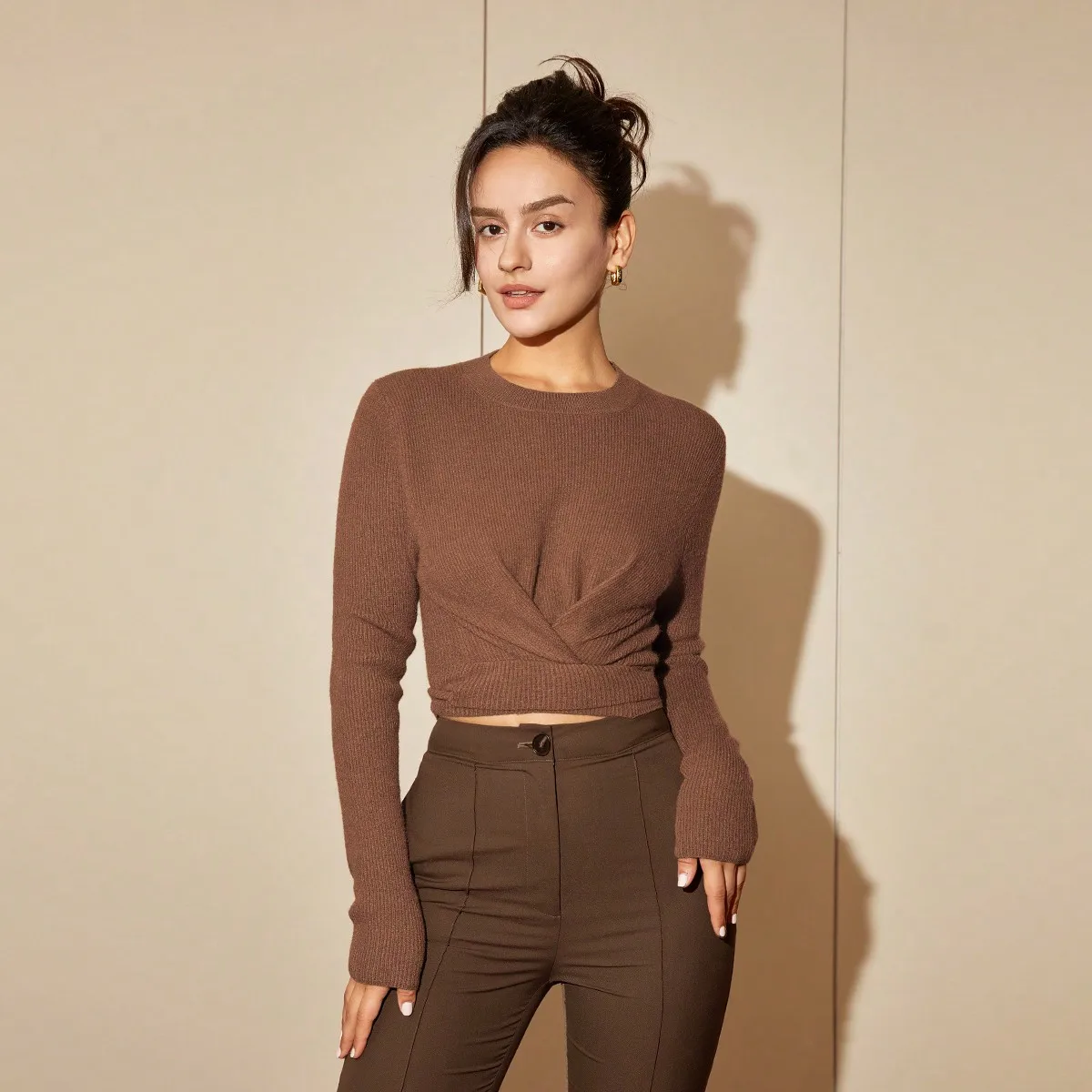 AEL Lady Autumn and winter new pleated waist commuter simple long-sleeved back lace-up pullover sweater