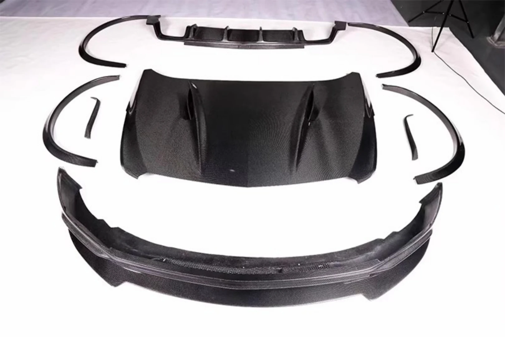 

Front Rear Lip Engine Hood Eyebrow for Cadillac XT5 2016-19 2020-22 modified Auto Accessories