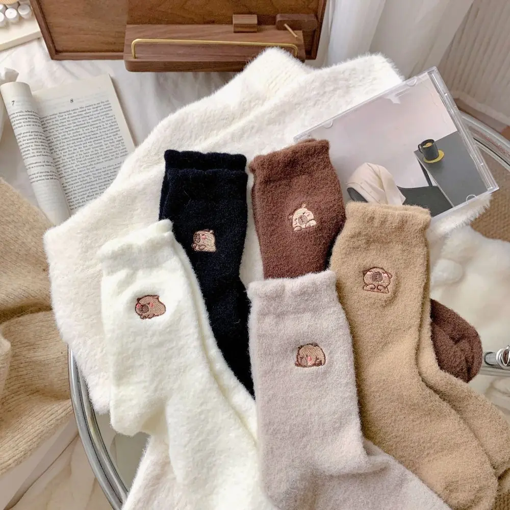 5Pairs Sweet Fleece Capybara Socks Ruffle Soft Cartoon Tube Socks Kawaii Winter Plush Socks Women Winter Fall