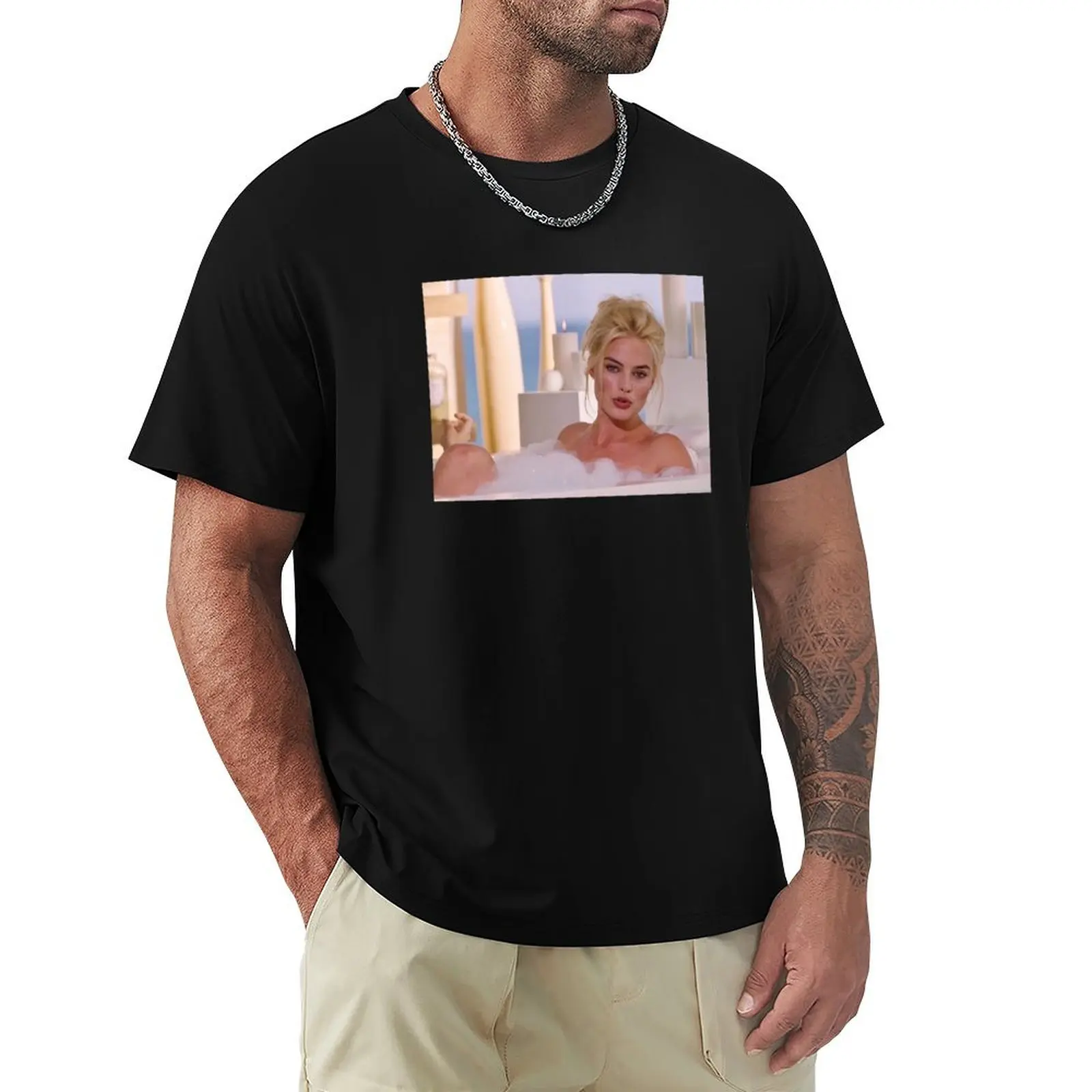 Margot Robbie, The Big Short T-Shirt Stretch Fabric Comfort T-Shirt