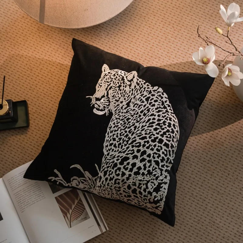 Modern Luxury Living Room Sofa Pillow Covers Decorative Home Decor Leopard Embroidered Cushion Cover 45x45cm Pillow Case