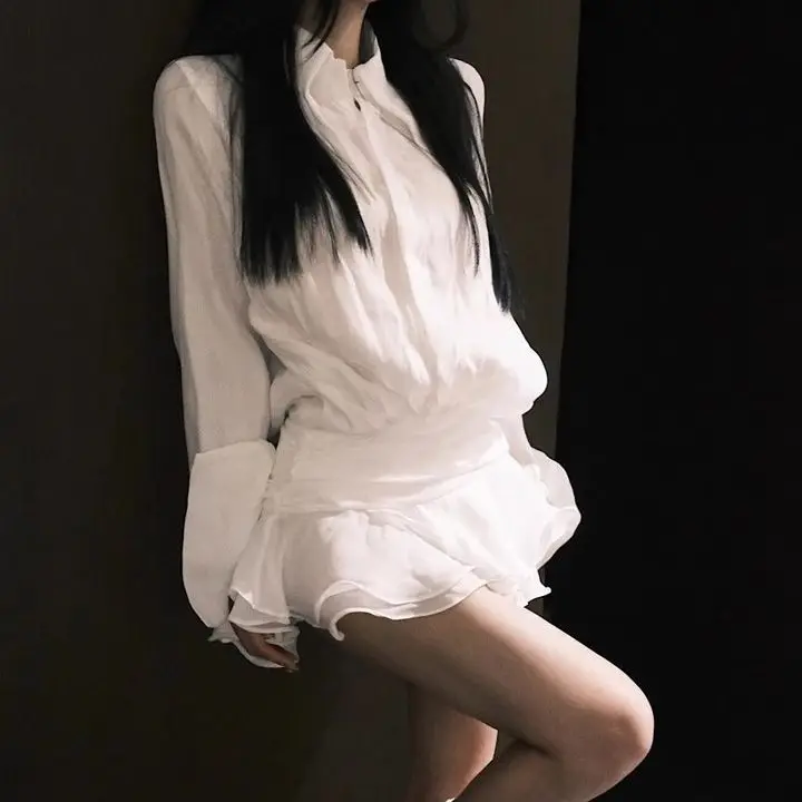 

White shirt dress women's autumn and winter new sexy romantic V-neck slim and thin ruffle edge short skirt