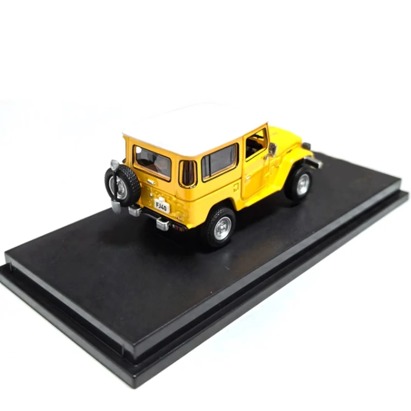 Diecast 1:64 Scale FJ40 Off Road Vehicle Alloy Car Model Finished Product Simulation Toy Collection Gift Static Model Display