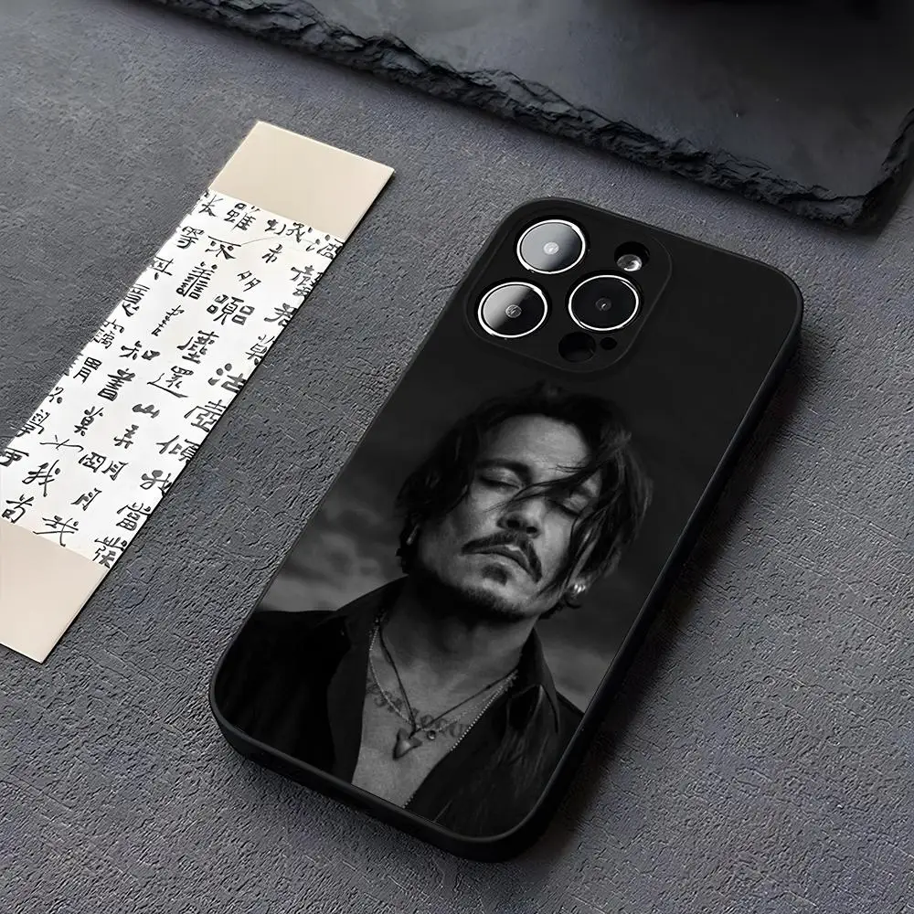 Johnny Depp Actor Phone Case for iphone 14 13 11 15ProMax 16 12 Pro Xs Max Mini Xr X 7 8 Plus Funda Covers