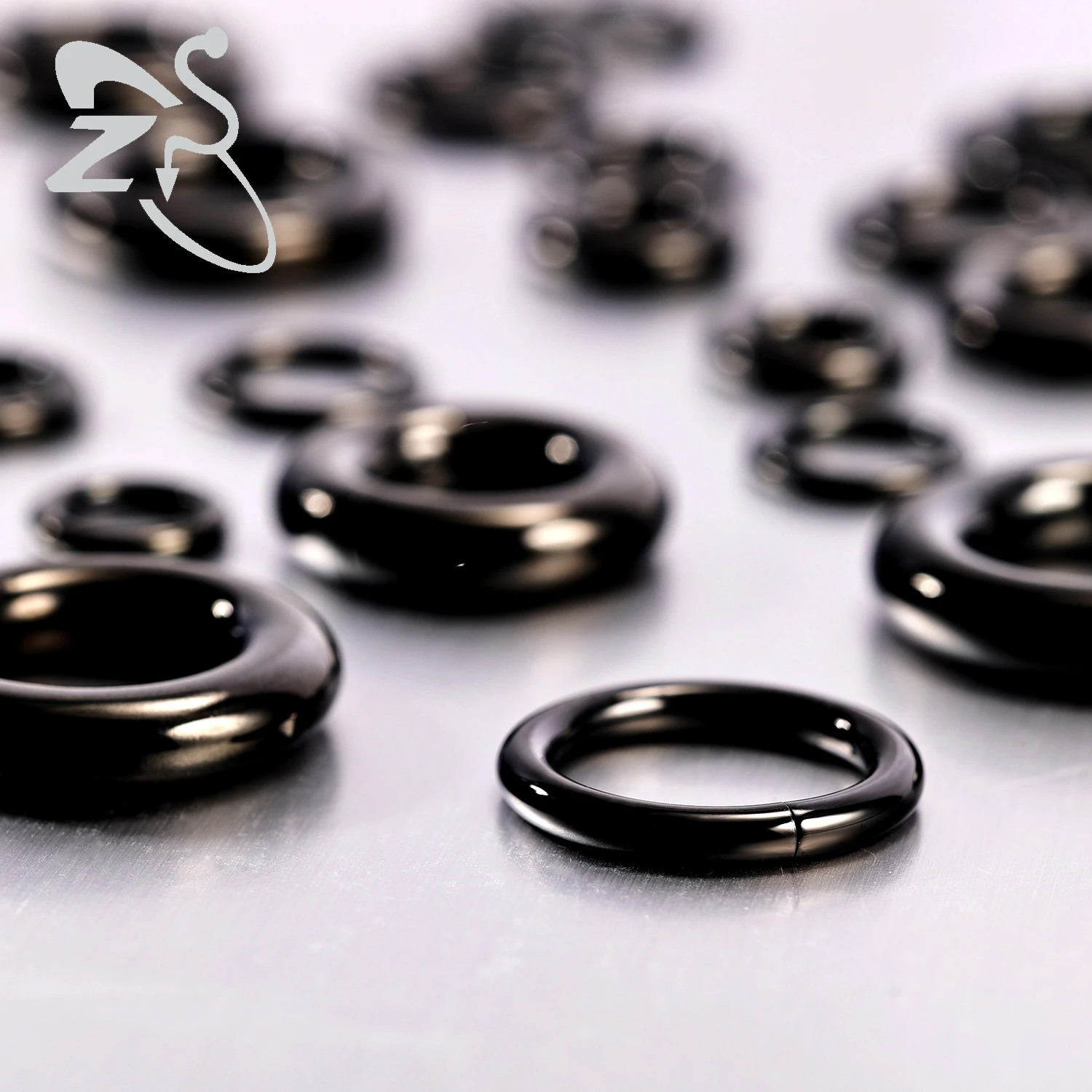 ZS 1PC Stainless Steel Hoop Earring for Men Black Plated Circle Earring Large Gauge Seputm Nose Ring 2/4/6/8/10/12G Punk Earring