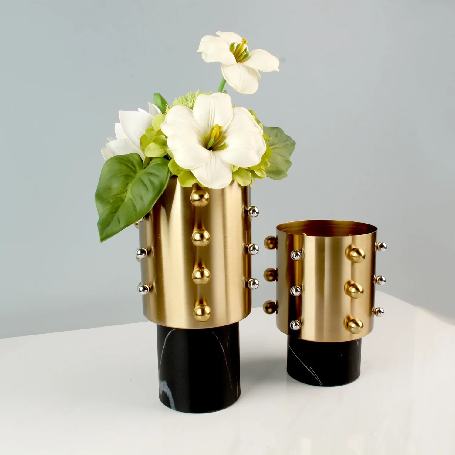 Metal Vase Three-dimensional Beaded Relief Geometric Golden Flowerpot Polka Point Flower Vase Home Decoration Accessories
