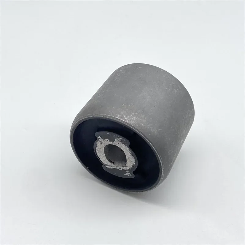 Suitable for Automotive Parts 33176751808 3 Series X3Z4E46 Rear Axle Lining Rubber Sleeve