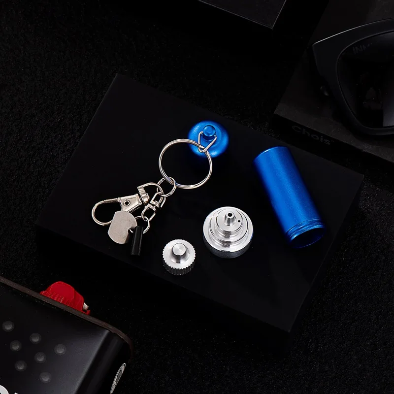 Mini Metal Kerosiene Can with Keychain, Lighter Portable Fuel Bottle, Outdoor Travel Fuel Container