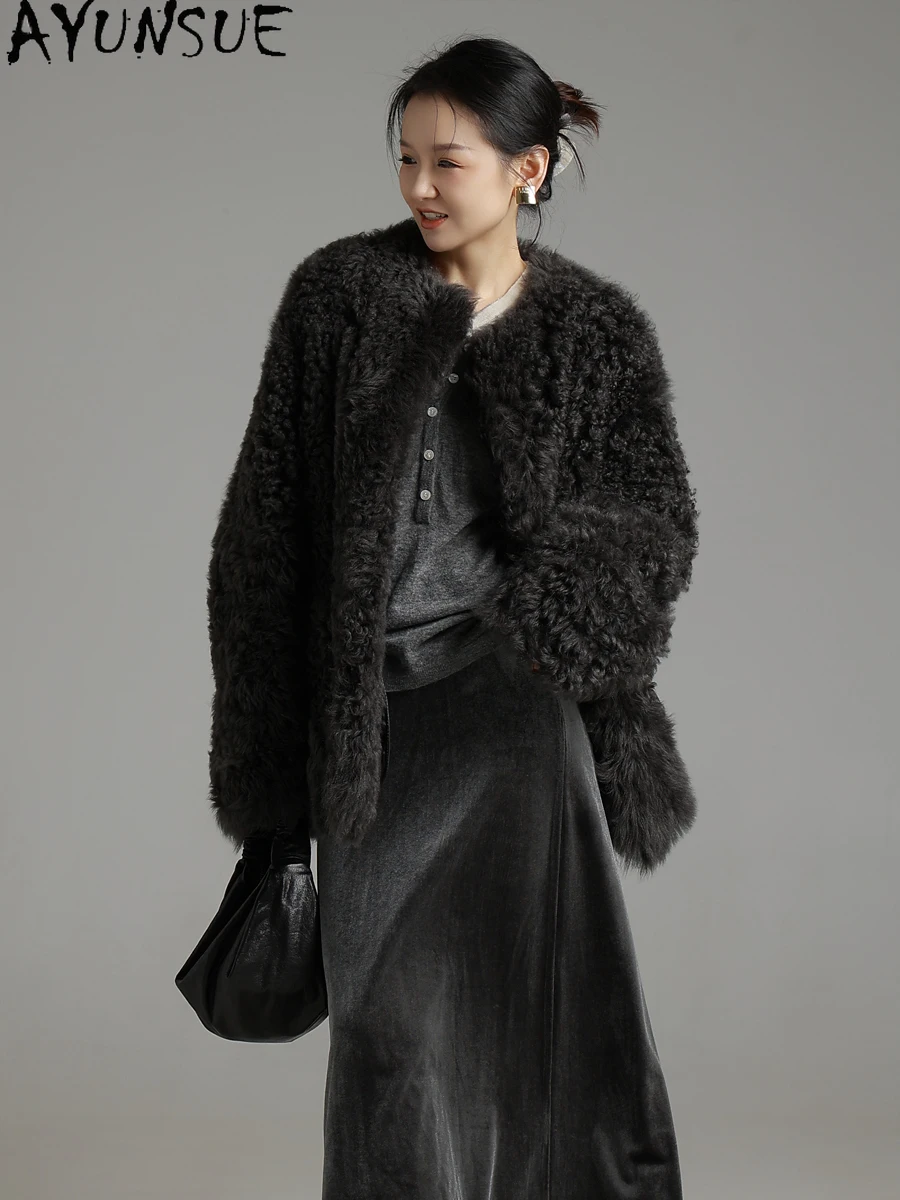 معطف فرو من جلد الغنم الطبيعي من AYUNSUE للنساء متوسط الطول سترة من الجلد الحقيقي جواكت شتوية 2025 ملابس فاخرة للسيدات شুবা Жenskয়া