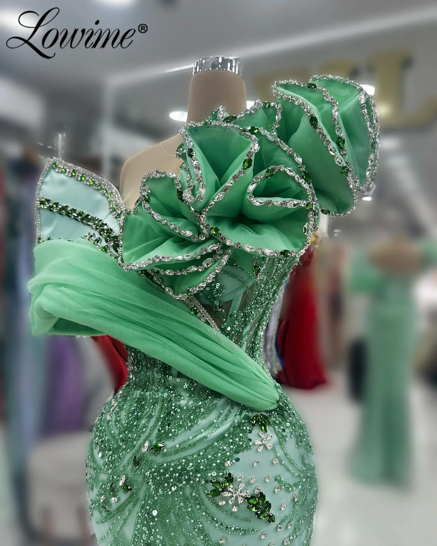 Green Wedding Party Dress Abendkleid Luxury 2024 Dubai Arabic Prom Dresses Aso Ebi Crystals Mermaid Evening Gowns Ruffles Beaded