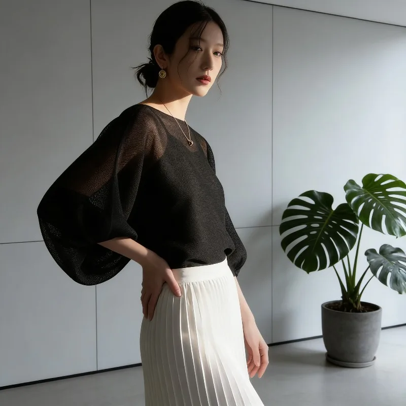 

Miyake Pleated Plisse T-shirt Early Spring 2026 New Miyake High-end Pleats Clothing Casual Sweet Bat Sleeve Mesh Top T-shirt