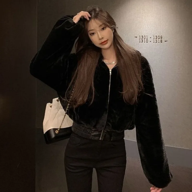 Luxury Short Faux Rabbit Fur Coat Women Crop Top Winter Thicken Warm Clothing Small Furry Hooded Faux Fur Jacket Fluffy Jackets