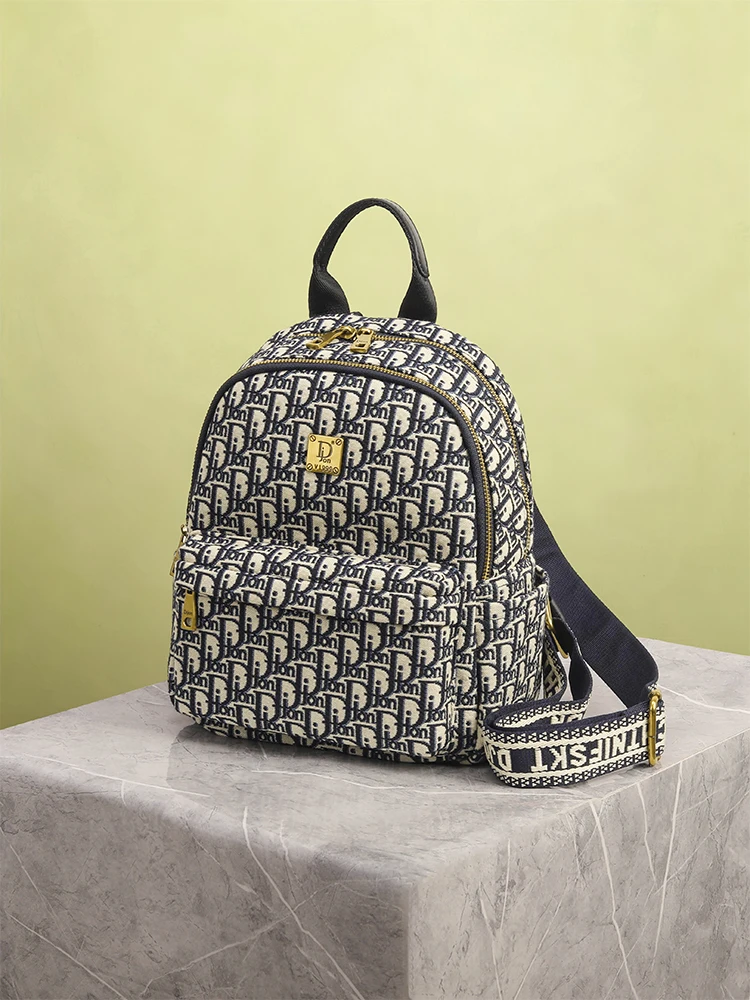 zaino-da-donna-alla-moda-e-leggero-per-viaggi-e-pendolarismo-borsa-da-donna-piccola-e-raffinata-nuovo-stile-2026-in-tela-stile-college-dolce