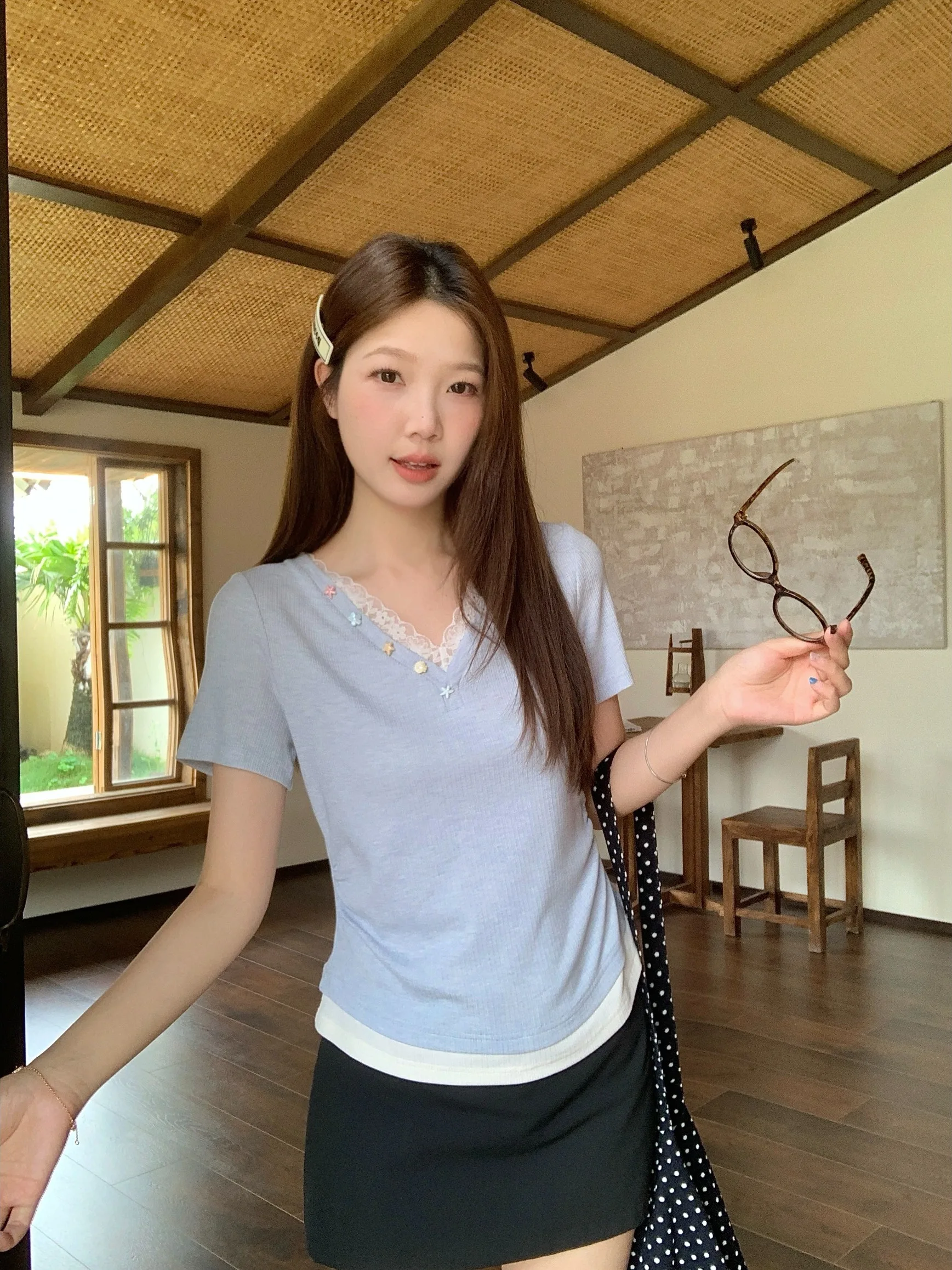 

plus Size Women's V-Neck Short Sleeve T-Shirt Summer New Style Slimming Versatile Design Unique Color Block Top Commute Style