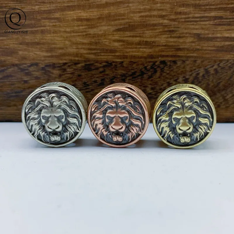 Brass Lion King compass  Knife Pendant Beads Creative Copper Car Keychains Umbrella Rope Bead EDC Outdoor DIY Paracord Pendant