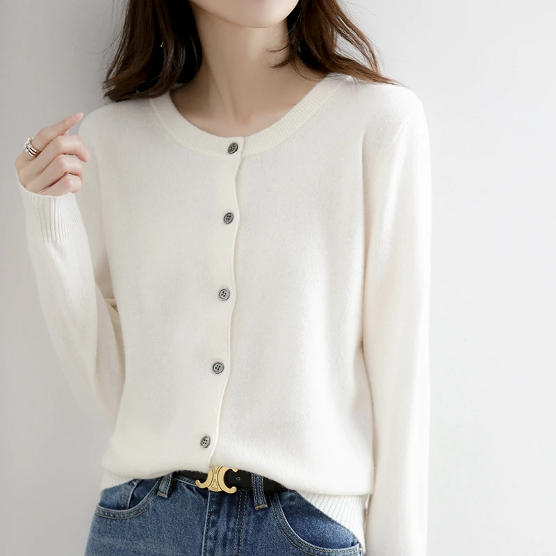 

2024 autumn new wool women's cardigan. Round neck jacket, solid color knitted sweater, Korean versatile jacket