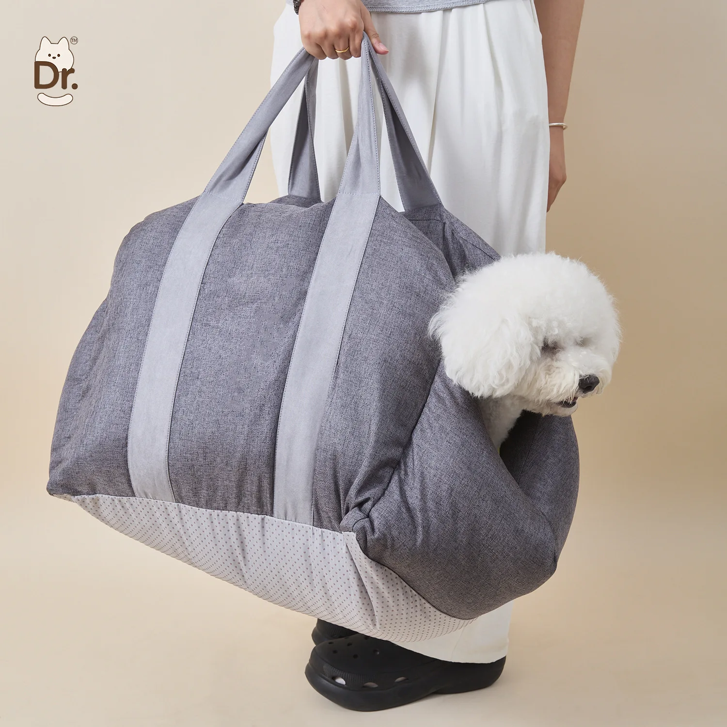 

Портативная автомобильная сумка-переноска для собак среднего размера, разборная, для перевозки в салоне автомобиля.