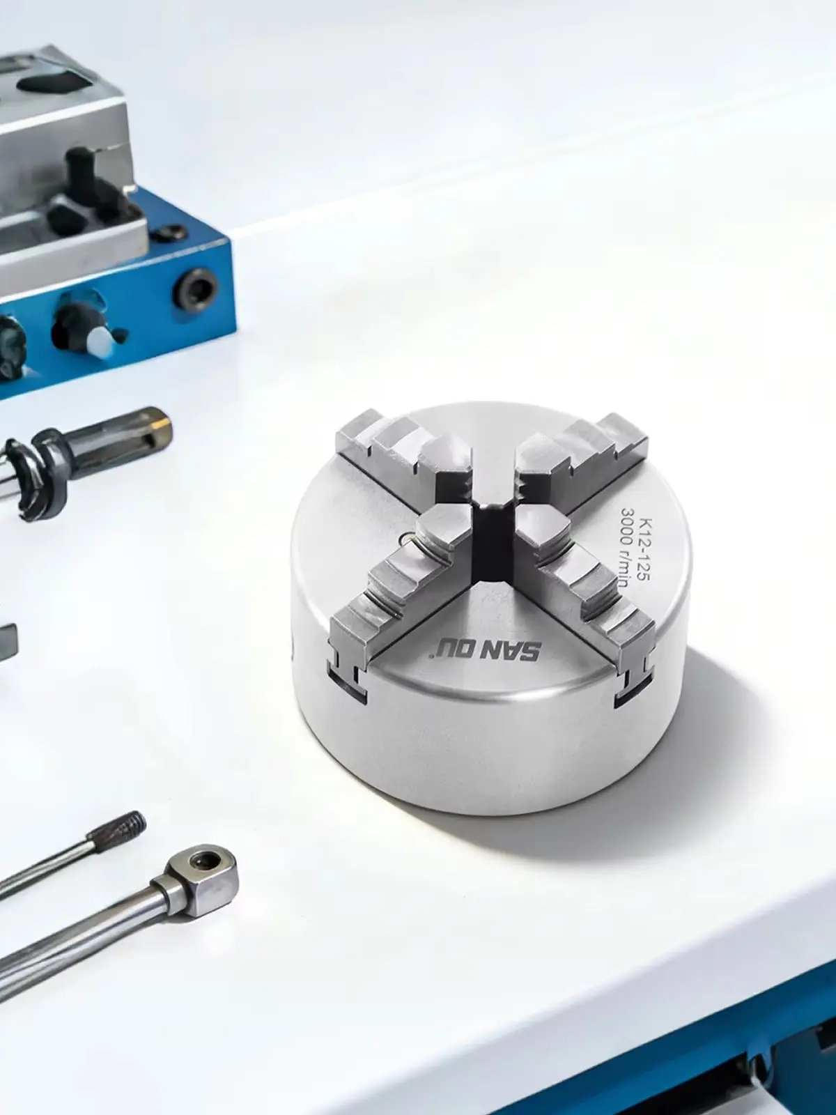 4-Backen-Selbstzentrier-Drehfutter-Set, 3000 U/min Selbstzentrierendes Drehfutter für allgemeine Werkzeugmaschinen, CNC-Maschinen, Fräs- und Bohrmaschinen, Bearbeitungszentren