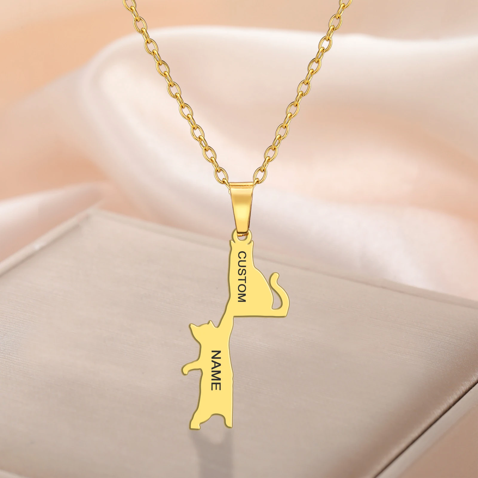 

Ожерелье с именем кошки на заказ, гравировка 2 имен, подвеска в виде котенка, нержавеющая сталь, милые украшения для питомцев, персонализированные подарки на День святого Валентина