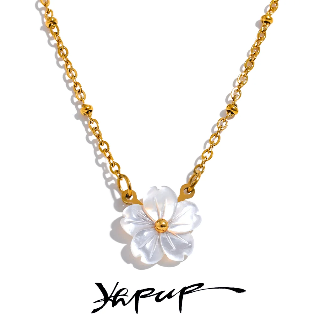 Yhpup Chic Fashion Natural Shell Flower Wisiorek Naszyjnik Prezent Wykwintny łańcuszek ze stali nierdzewnej Złoty kolor Biżuteria premium Bijoux