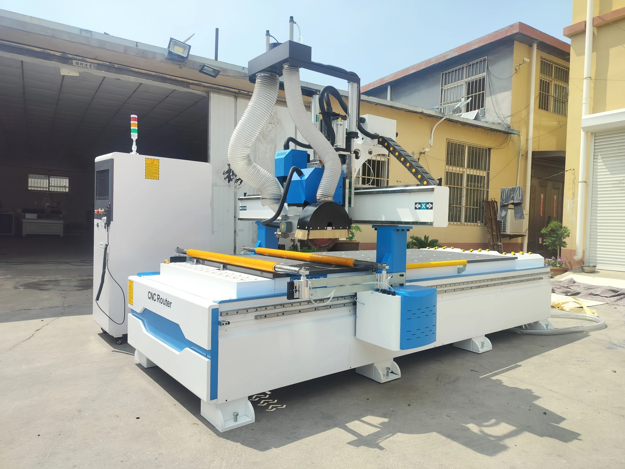 Robotec Multi Function 3d CNC Router Machinery ATC Systerm with Horizontal Spindle 1325 1530 Wood Cutting Machine With Nesting