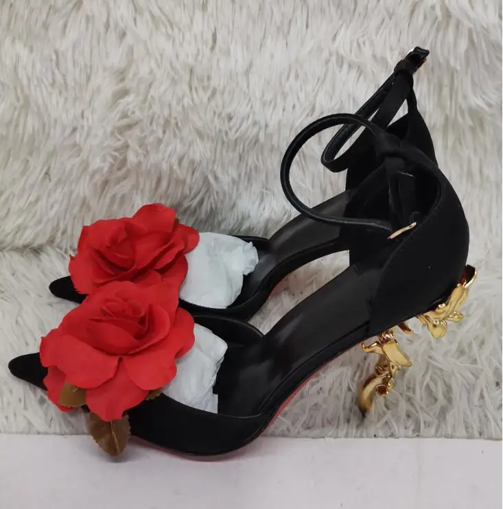 Zapatos de Tacón Alto con Punta en Pico y Flor de Rosa Grande para Mujer, con Hebilla Dorada, Correa en el Tobillo y Detalle de Enredadera Metálica, Calzado de Vestir para Dama