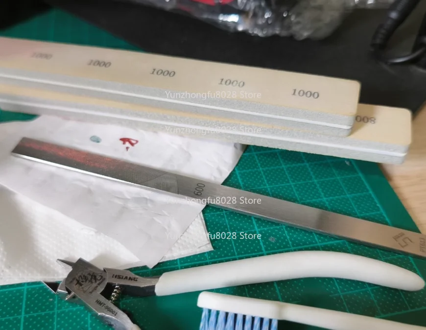 

Шлифовальный инструмент, двухсторонняя шлифовальная пилка Pt611/сторона А 400/сторона Б 800, Pt613/сторона А 600/сторона Б 1200