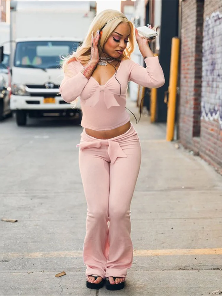 

Weird Puss повседневный женский комплект из 2 предметов, спортивный костюм, осенний тренд, укороченные топы с бантом + брюки-клеш, одинаковая уличная одежда, простые эластичные наряды