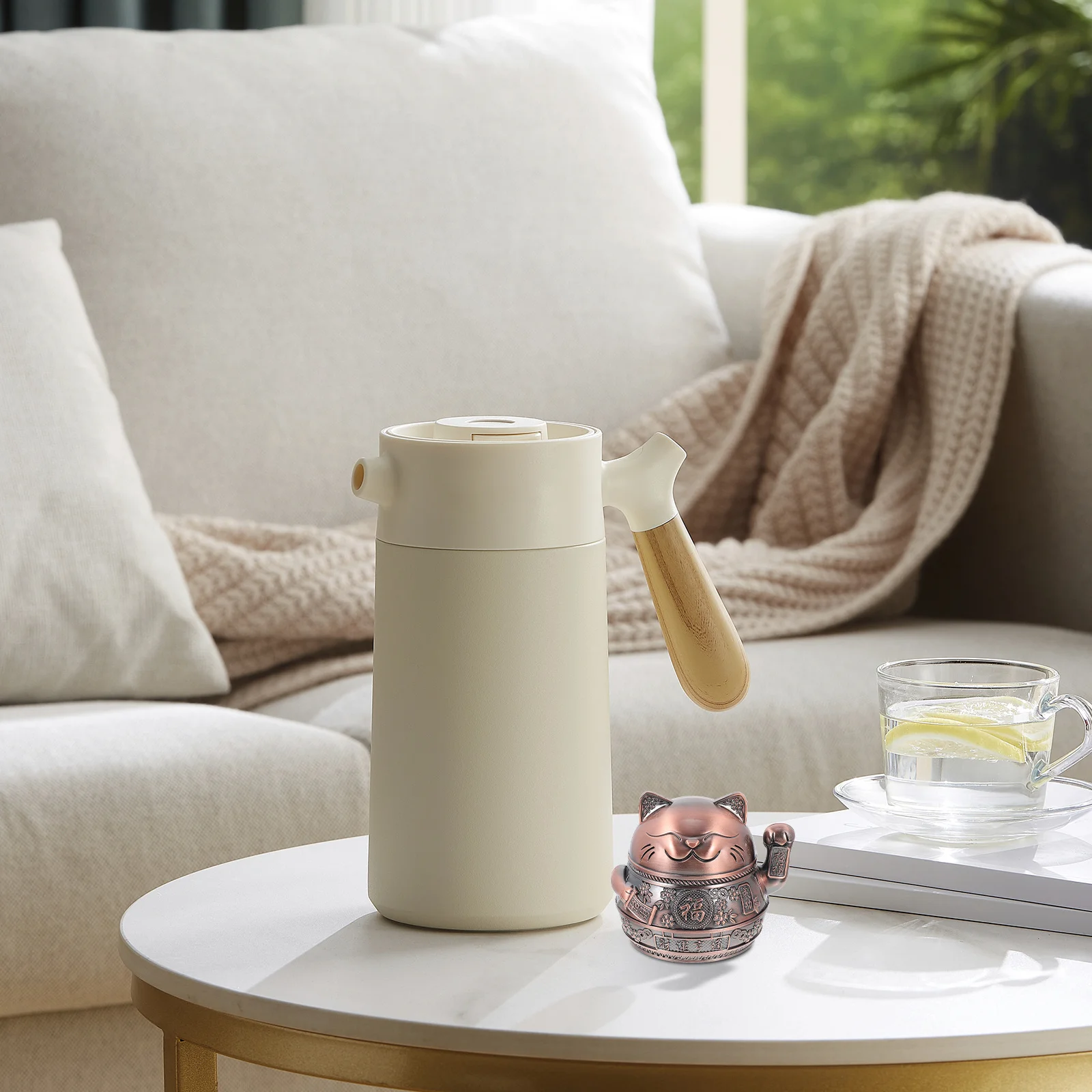 

Cat Design Ashtray Zinc Alloy nament Creative Desktop Bins Lid Windproof Portable Metal Anti fly Cigarette Holder Easy Clean