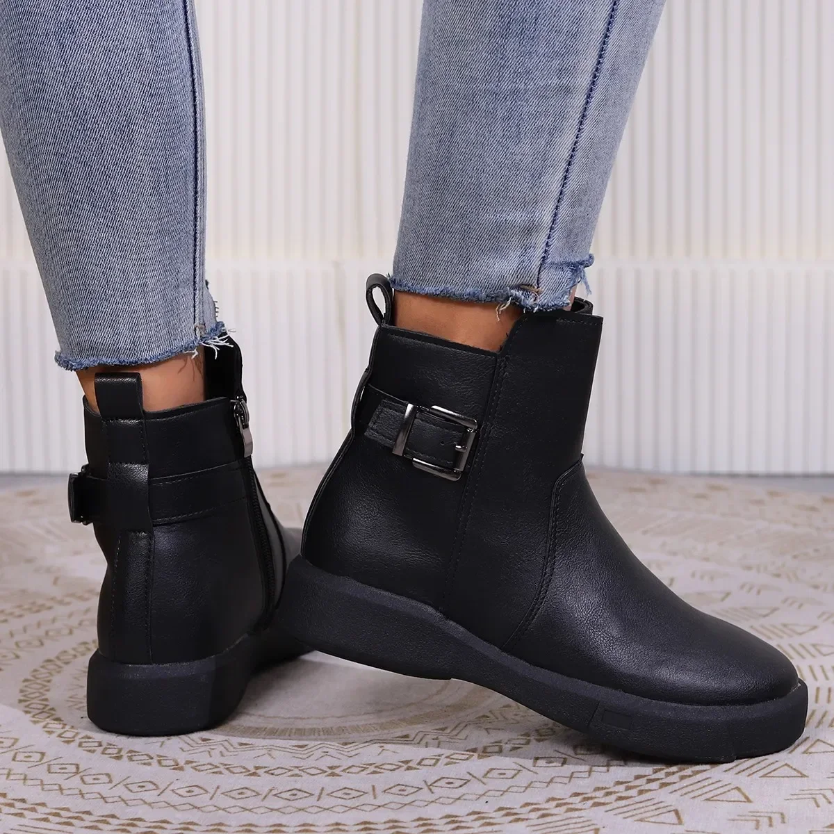 Big size women's boots 2023 fall/winter new buckle ankle boots round head flat casual Martens boots women retro