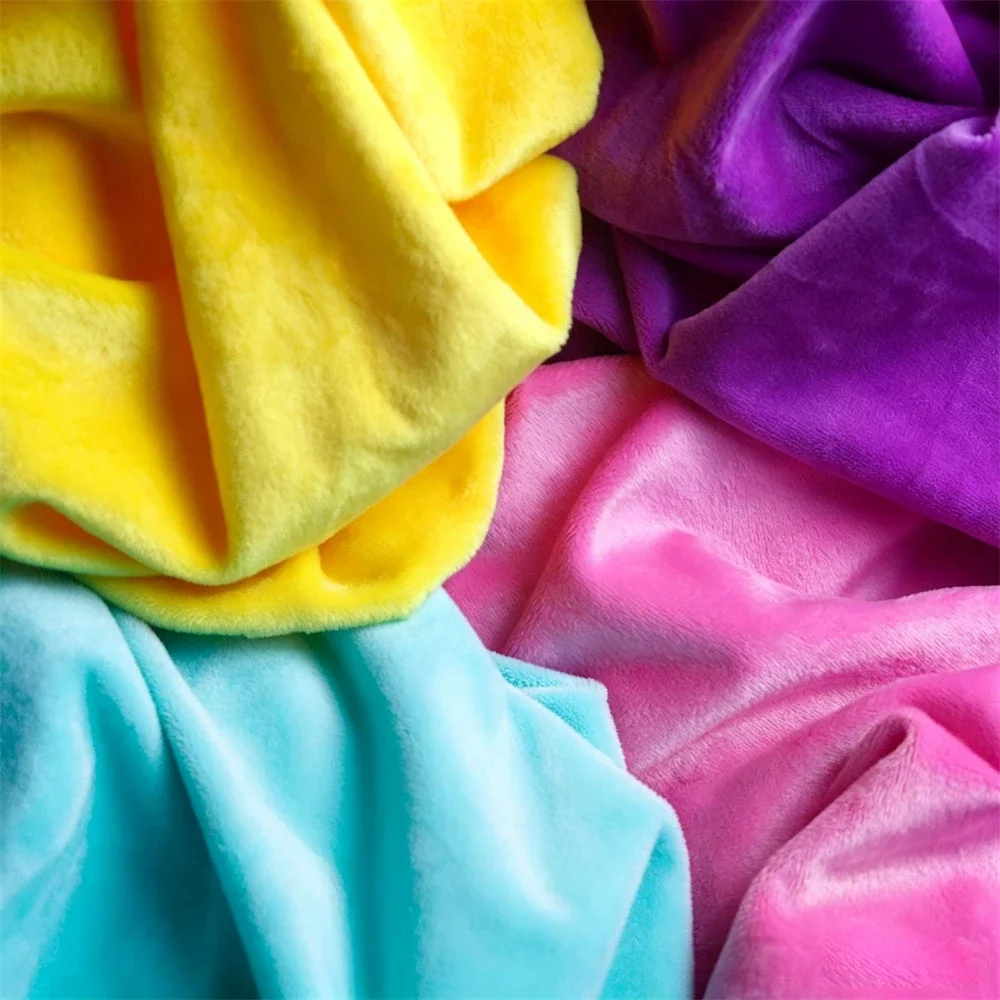 100% Polyester 1mm Minky Plüschstoff für Plüschtiere Kissen Decken Umweltfreundlicher DIY Nähstoff – Detail 4