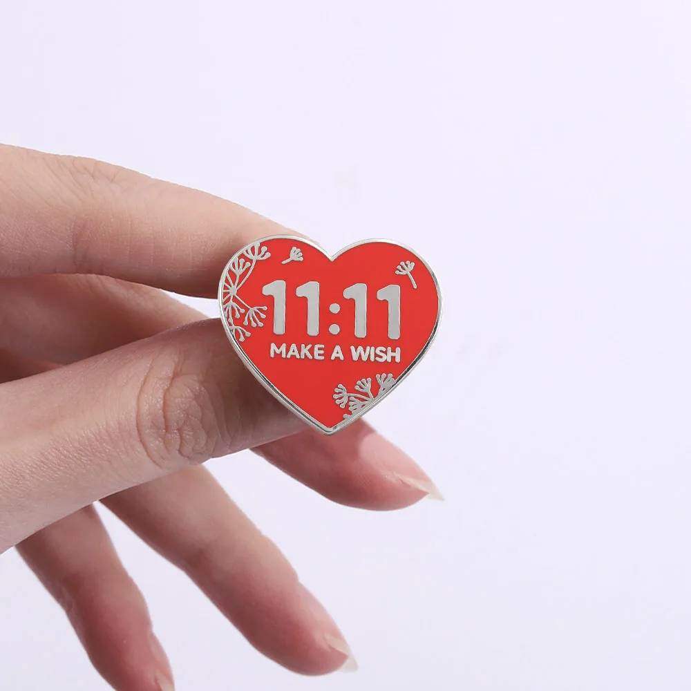 Glücksbringer 11:11 Wunsch-Herz Emaille-Pin Minimalistisches Blumen-Abzeichen Positive Energie Brosche Kleidungs-Accessoire Geschenk für Freunde – Detail 9