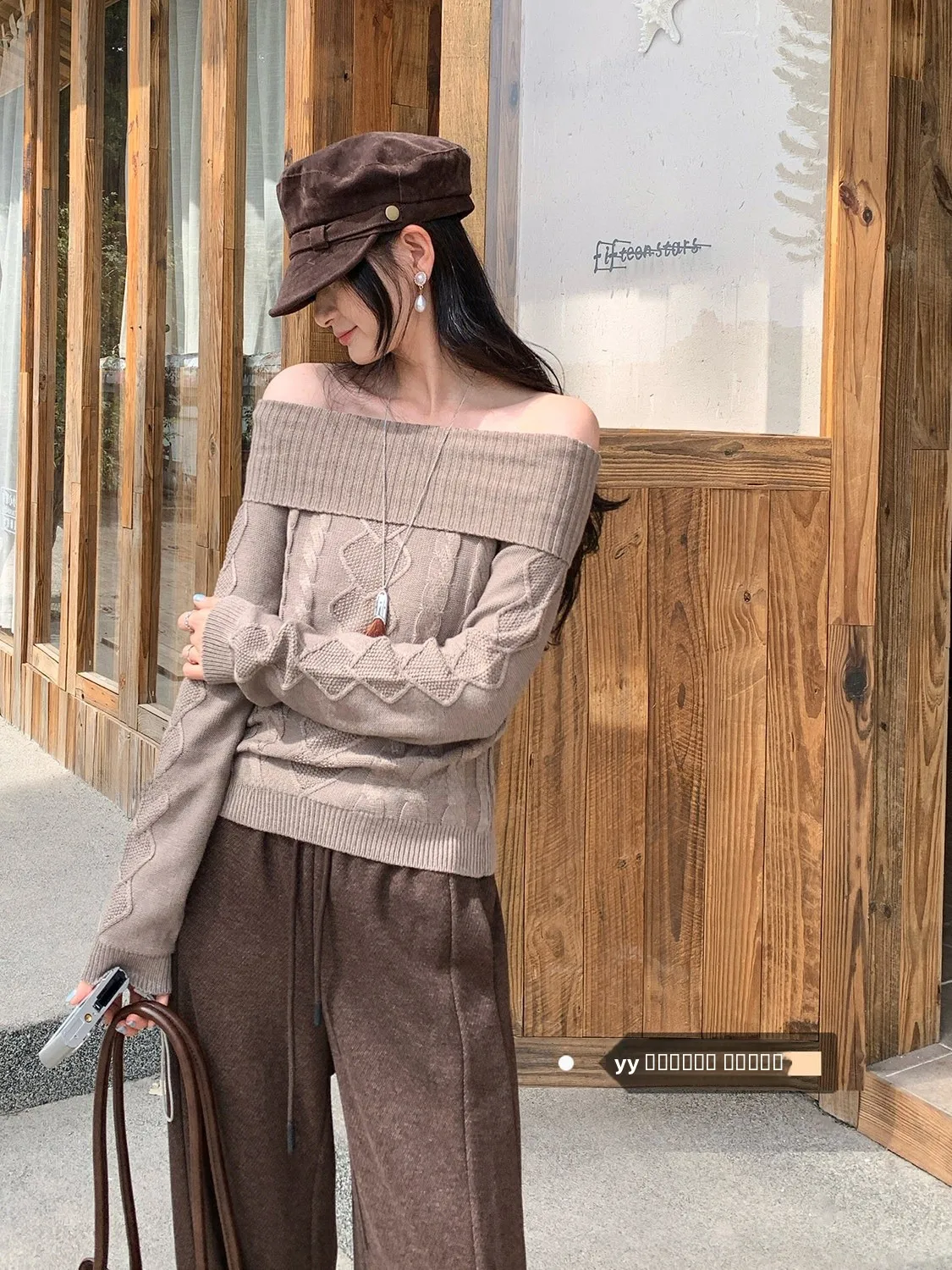 

Laid-ba Off-oulder Loose Knitted Sweater Women's Early Winter 2025 Casual Aosphere Sensation ow oulder Top