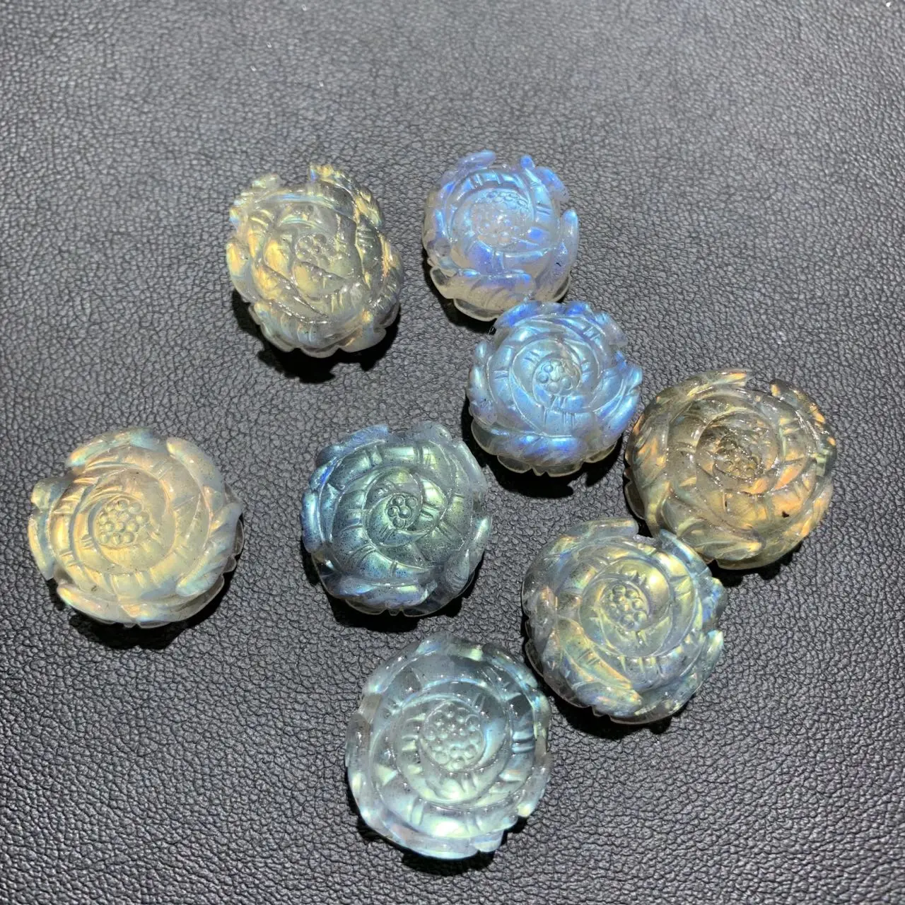 

Natural Labradorite Flower shaped bead for pendant crystal Women Jewelry Accessories