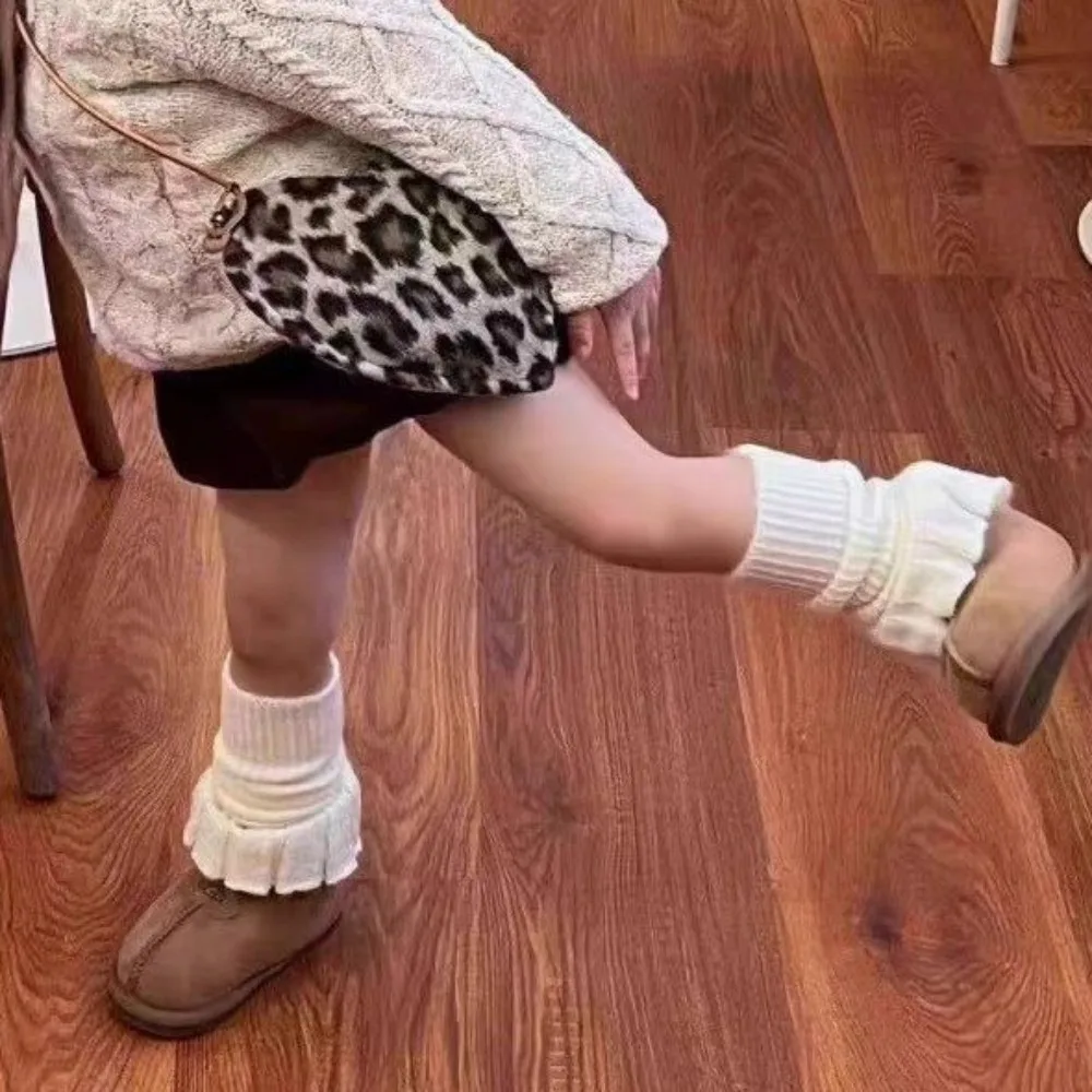 Nuevos calentadores de piernas de Color sólido, calcetines de punto grueso a media pantorrilla, calcetines de tubo medio, regalo