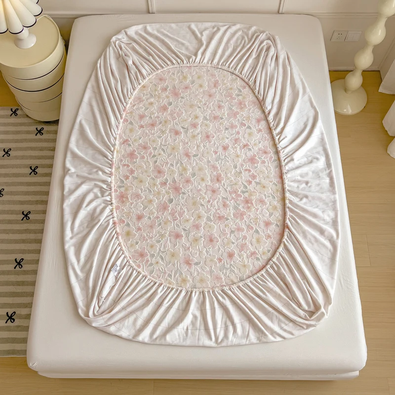 Winter Thick Plush Velvet Mattress Cover Embossed Floral Fitted Sheet Deep Pocket Anti‑slip Bed Sheet Warm Mattress Protector
