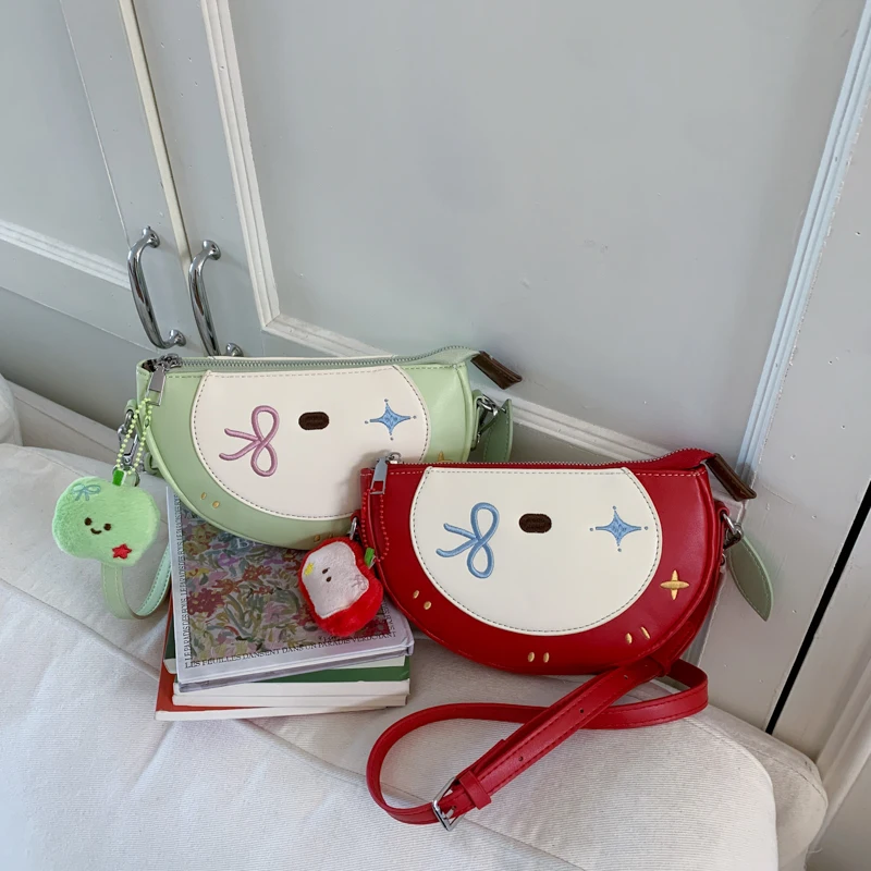 

2025 модная женская сумка для поездок на работу, прочная кожаная сумка на плечо, стильная джинсовая сумка через плечо из искусственной кожи с застежкой-молнией