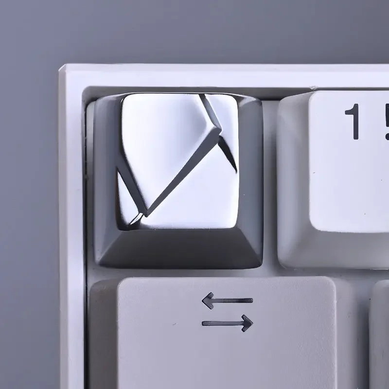

Full metal personalized keycaps, original height R4 original timeless diamond creative keycaps