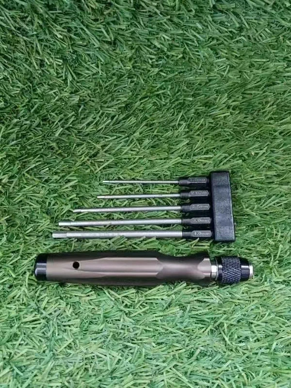 

plant protection unmanned aerial vehicle in DJI. Five-piece set combination of front steel hexagon screwdriver T20T30T40T50.