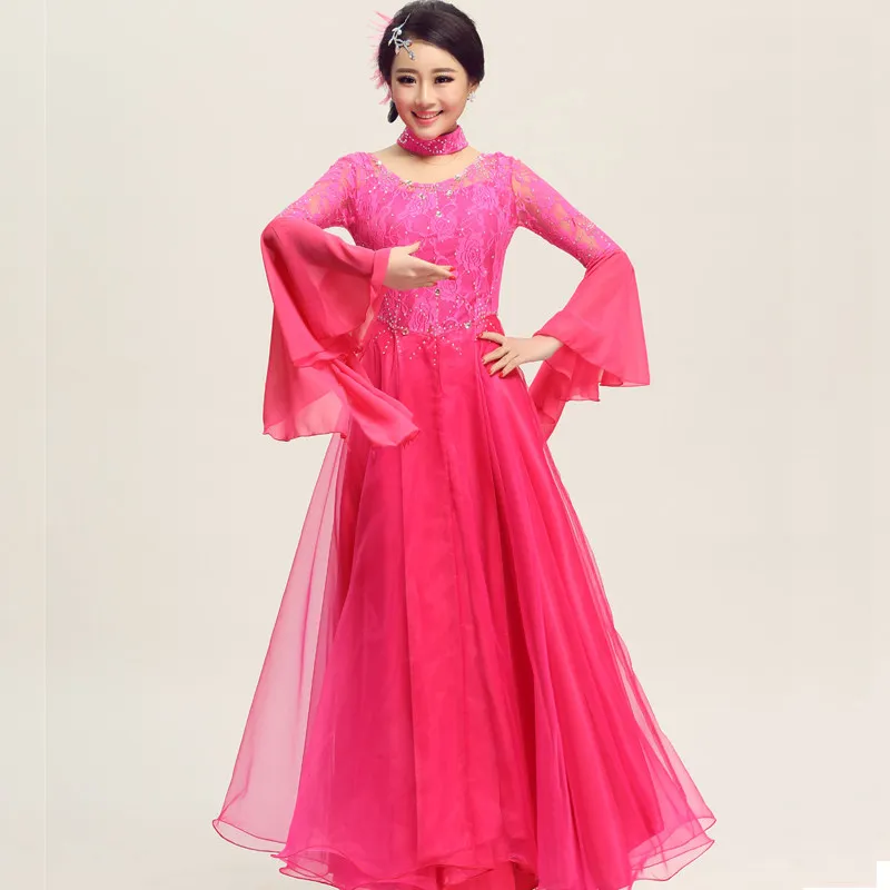 

Новое платье для современного танца с круглым вырезом и стразами, расклешенная юбка с большими рукавами-колокольчиками, наряд для соревнований по бальным танцам