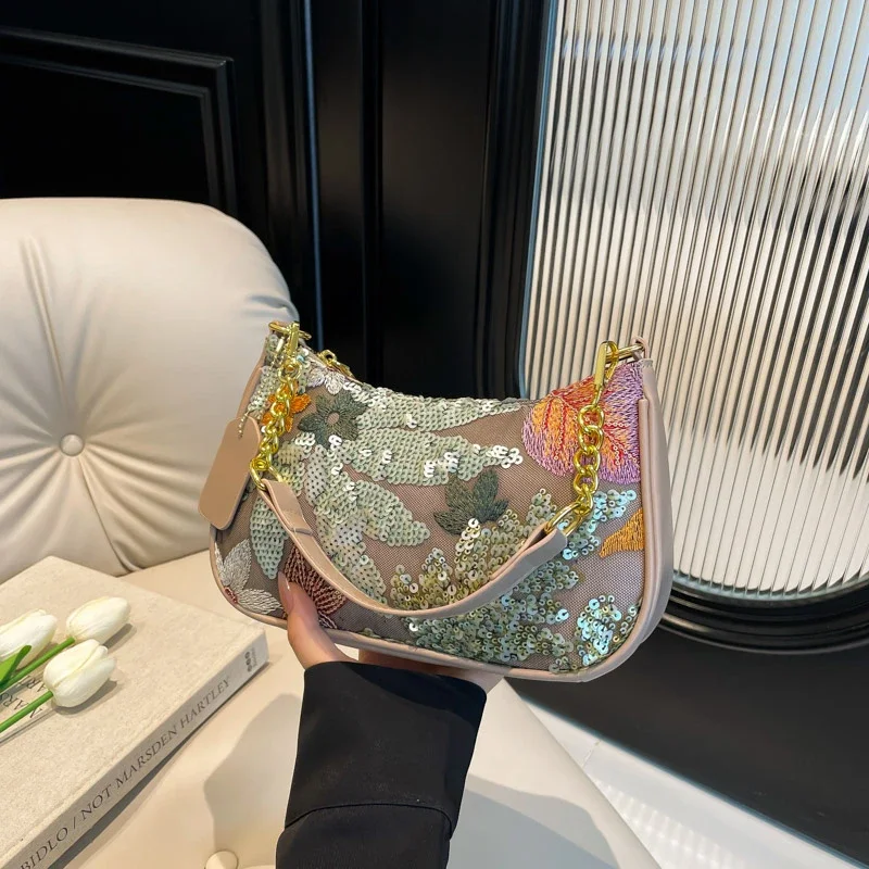 

Women's Spacious Leather Tote Bag, Elegant Crossbody Bag For Practical Use, Famous Designer Shoulder Bag Style