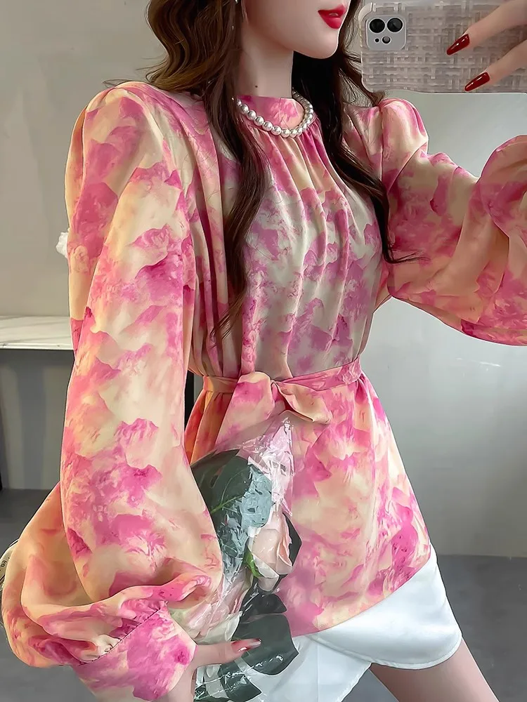 

Autumn New Pink Lace-up Waist Fashion Shirt Design Sense Niche Age-reducing Shirt Printed Puff Sleeve Lapel Top Women