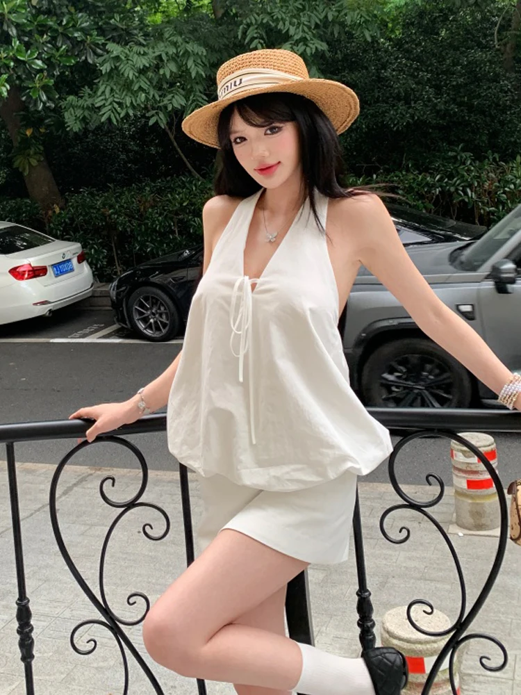 

Pure Desire Sexy Girl V-neck Sleeveless Backless Flower Bud Top Versatile Youthful Half Skirt White Two-piece Set Fashionable...