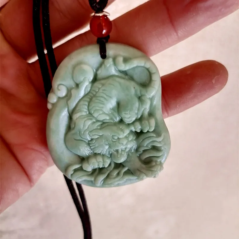 Natural Bean Green Handmade Carved Tiger Jade Pendant Fashion Boutique Jewelry Men\'s and Women\'s Zodiac Necklace Gift