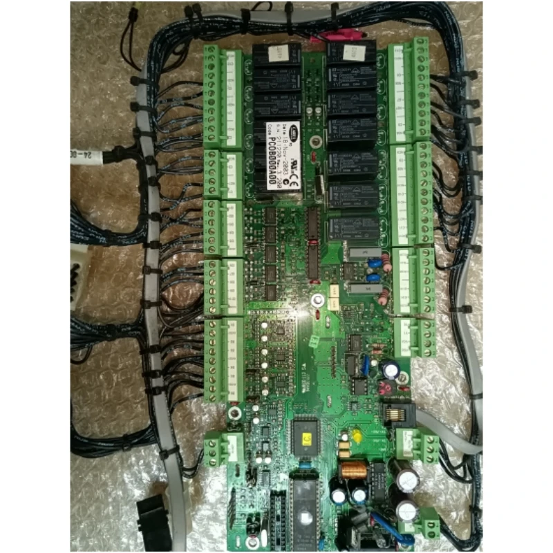 For CAREL Air Conditioning Motherboard PCOB000A00 Air Conditioning Spare Parts