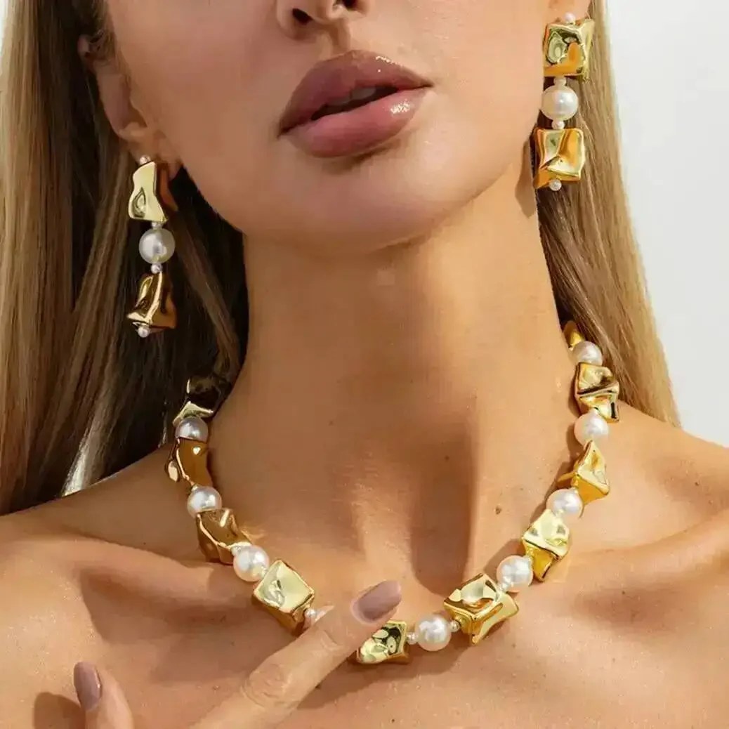

Fashion Trendy Irregular Splicing Geometric Choker Necklace Earring Women Imitation Pearl Clavicle Chain New Year Jewelry Gift