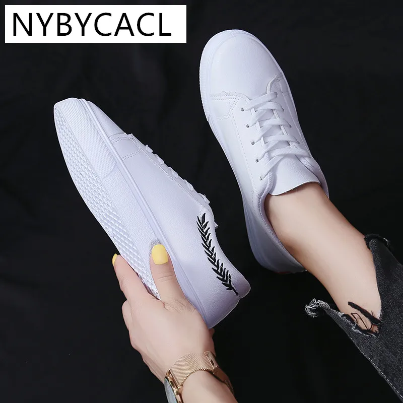 

Women's Genuine Leather Sneakers Women Casual Fashionable Sports Shoes Vulcanized Woman Summer Flat Shoe Ladies White Lacing 40