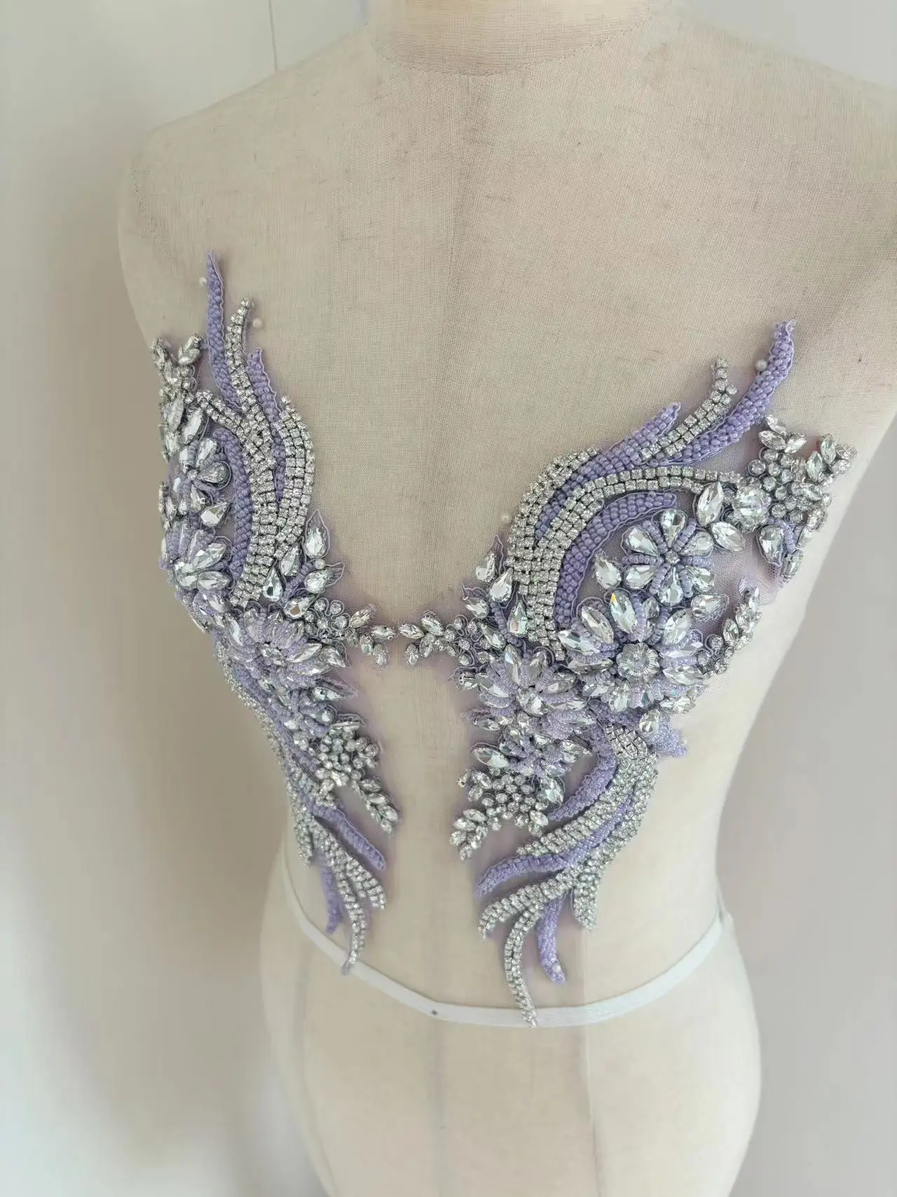 

Лавандовая аппликация со стразами, фиолетовая блестящая бриллиантовая нашивка для выступления на сцене, кутюр, бальное платье, принадлежности для свадебных платьев