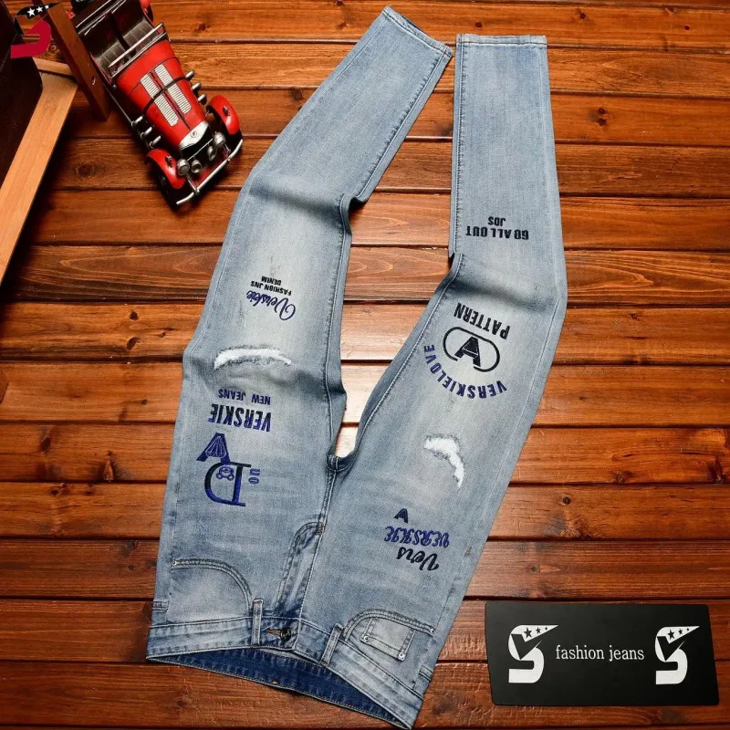 

2026 Summer Floral Fashion Vintage Floral Embroidered Jeans for Men, Ripped Patch Design, Slim Fit, Tight Leg, Stretch, Trendy A
